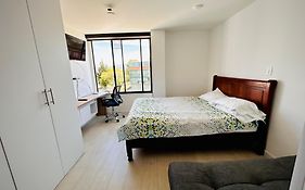 Comodo Apartamento